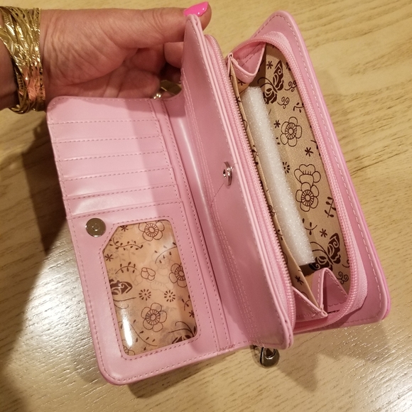 💖HOST PICK💖 New Hello Kitty Long Wallet - Picture 6 of 7